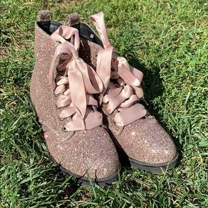 Women’s pink glitter boots size 8.5